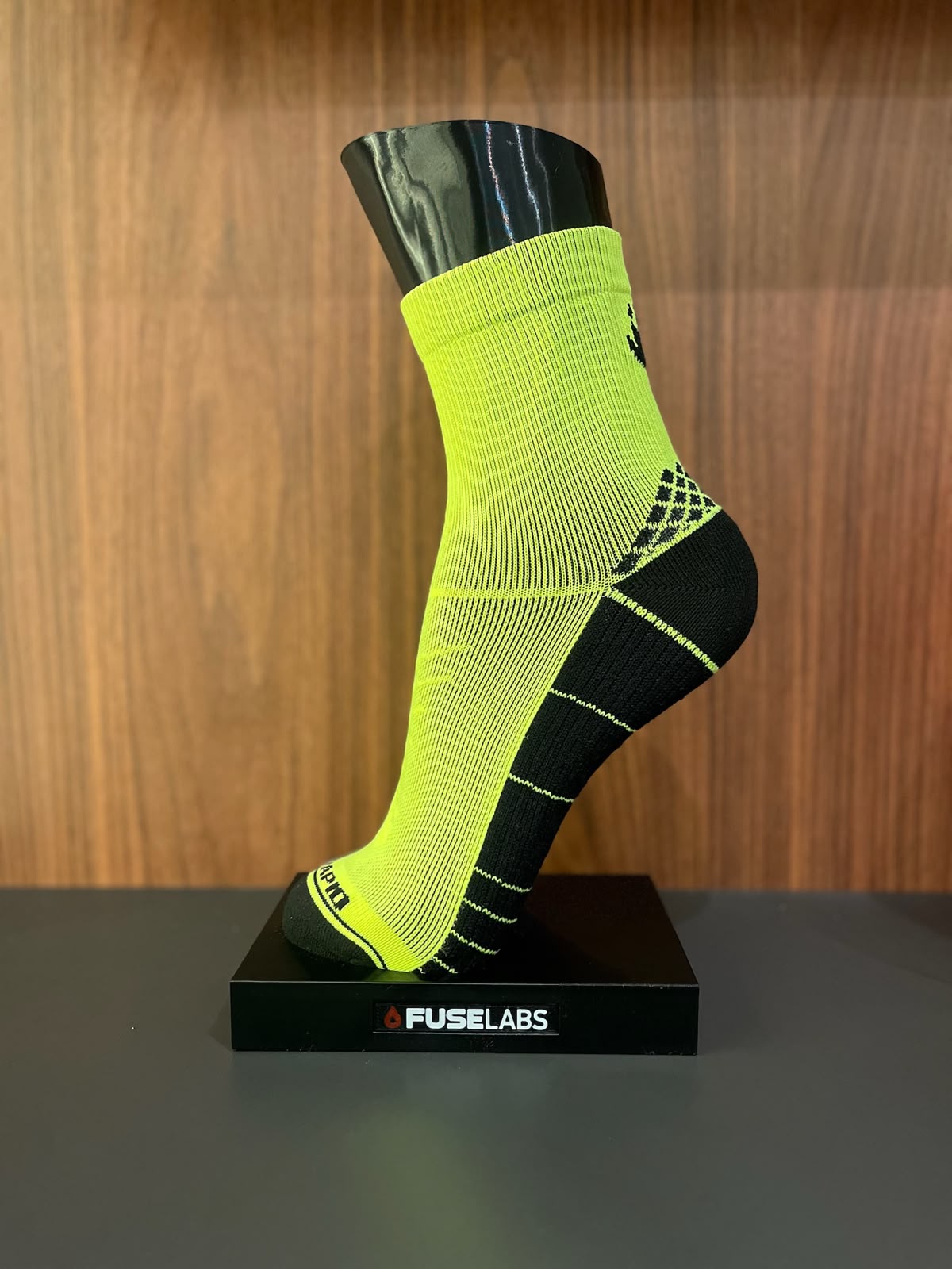 MEIA TECH VERDE LIMÃO COM FOGO PRETO