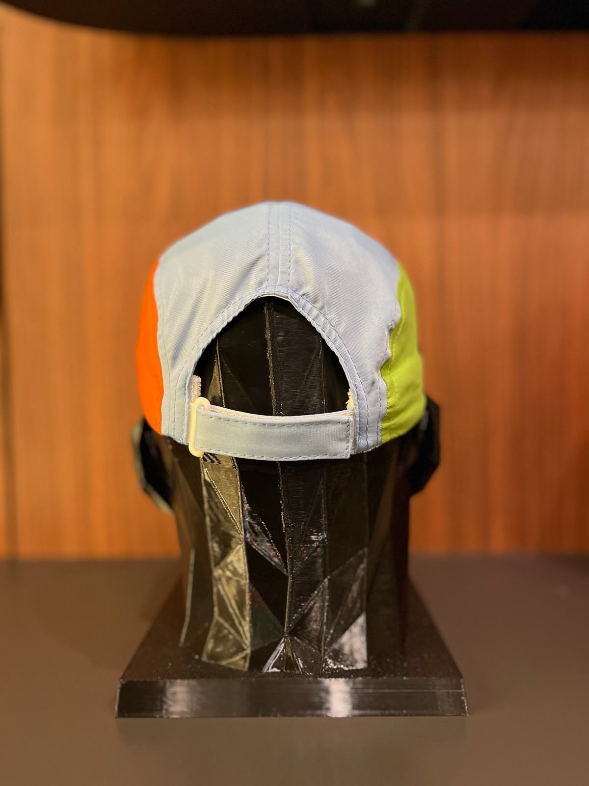 BONÉ PREMIUM ROXO VERDE LARANJA E AZUL